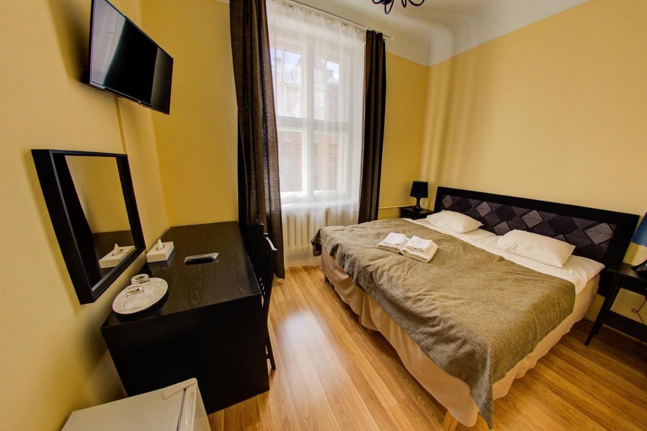 Viktorija Hotel Riga Exterior photo