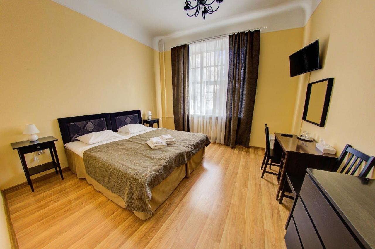 Viktorija Hotel Riga Exterior photo